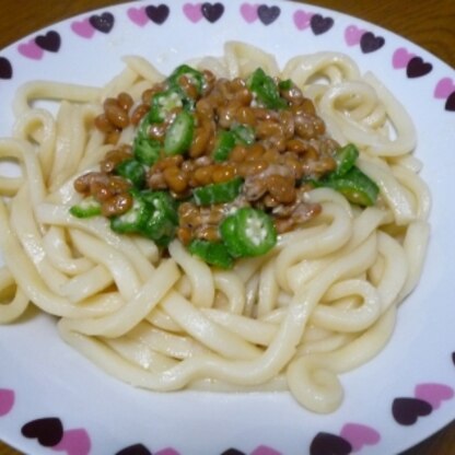 うどんが安かったのでうどんで失礼します(>_<)めんつゆとバター(*´▽｀*)と～っても美味しかったです。